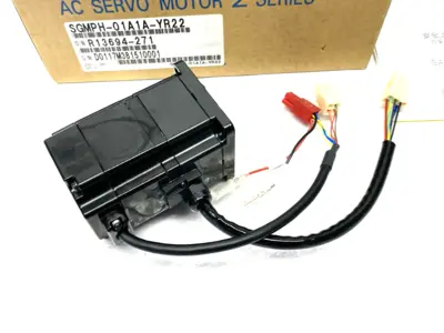 USED YASKAWA SIGMA II AC SERVO MOTOR, 100W, R/B/T-AXIS 142181-2