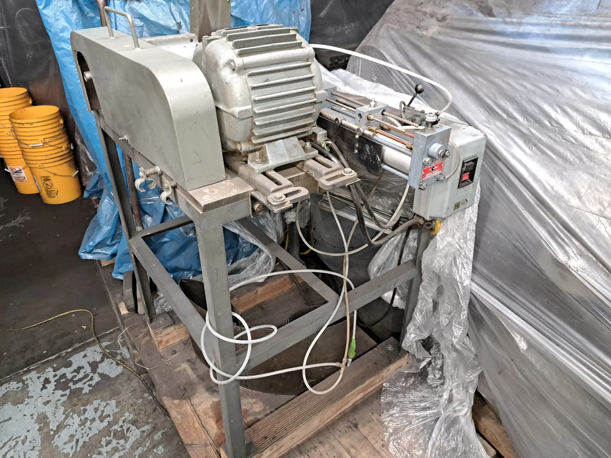 USED CUSTOM BUILT Slotting Miller