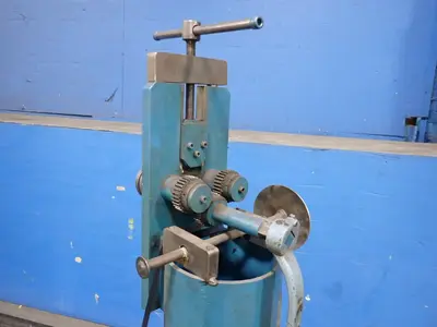 Bending Machine