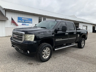 USED 2011 GMC SIERRA 2500