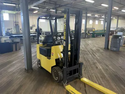 USED HYSTER S30XL