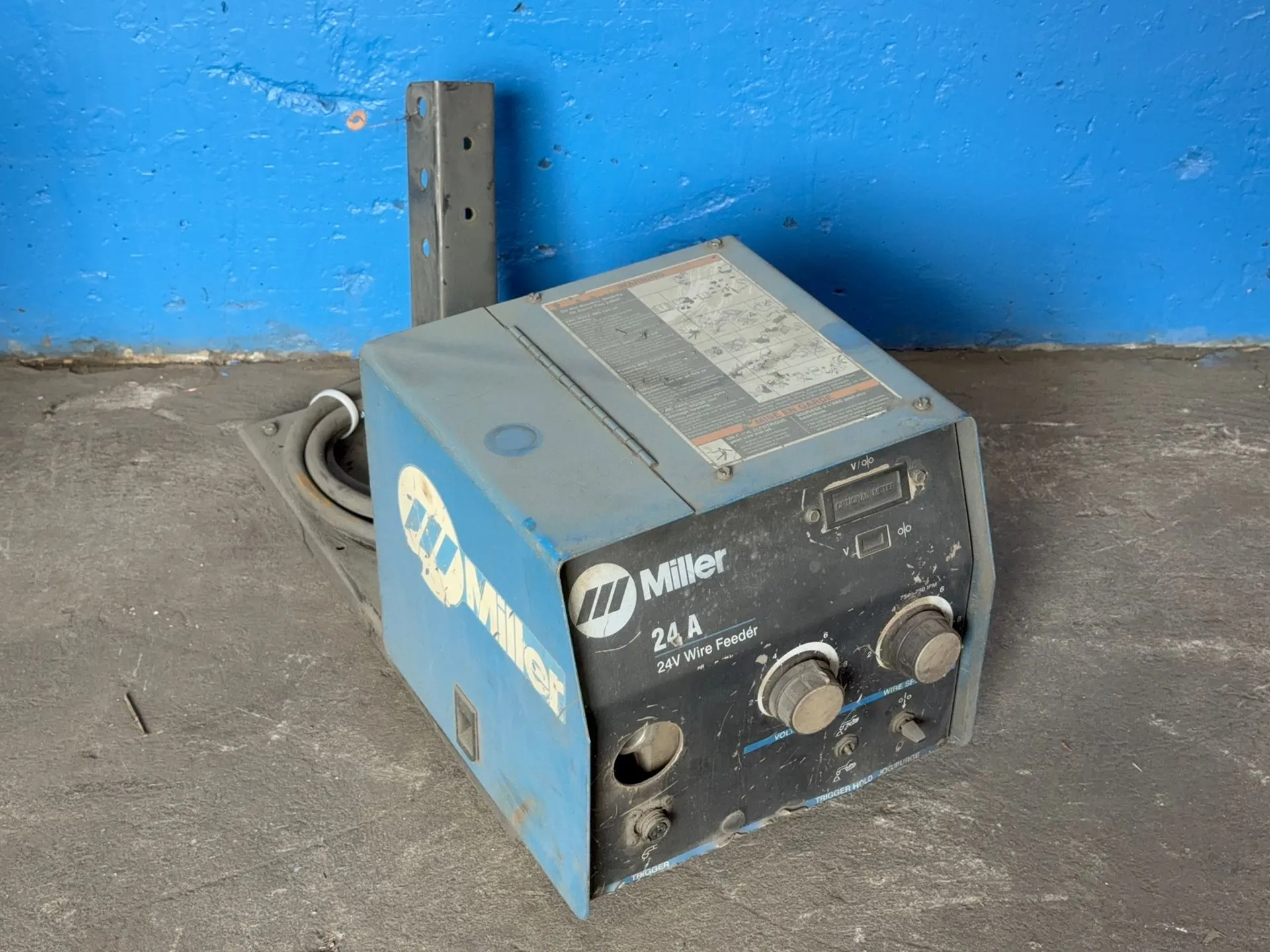 Used MILLER 24A Welding Machinery (Other) Ohio US | HGR 24 #1265791