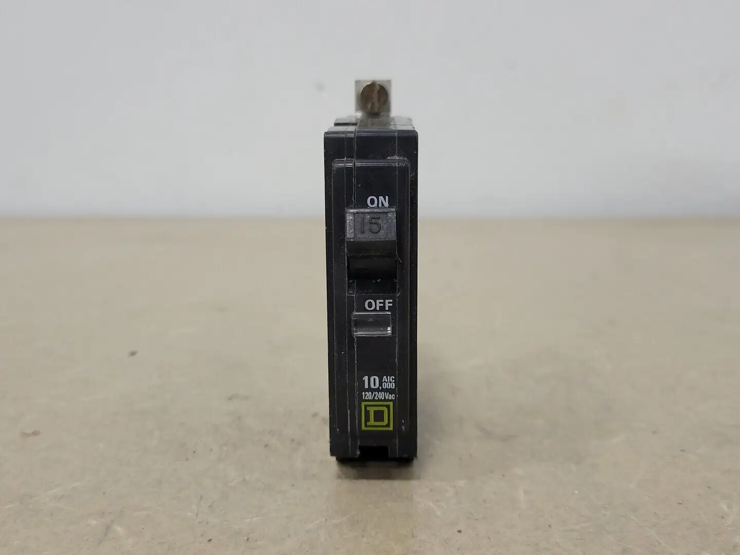 USED SQUARE D QOB115