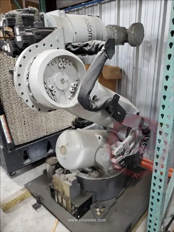 USED 2011 ROBOTWORX SGMGH-13A2A-YR62