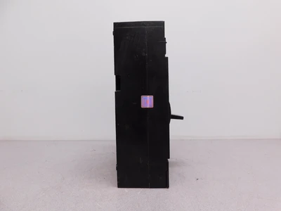 Used Square D MHL368001352 Circuit Breakers Ohio US | Equipment Recovery Corp. #1331128