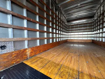 Used 2023 ISUZU NPR HD Box trucks Florida US | Truck and Van Outlet #1509234