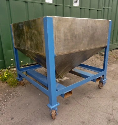 1.19 Cu.M. S/S Portable Hopper