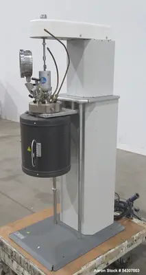 Parr 4526 Bench Top Reactor 2L 350°C 1900 PSI Laboratory Reactor System