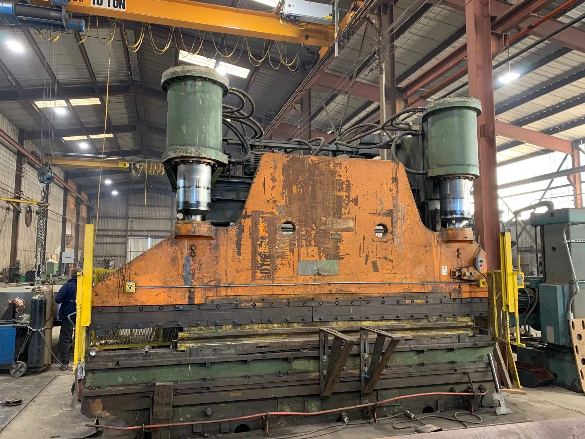 USED STEELWELD MH 26-10
