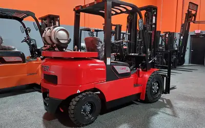 New | in-Stock 2026 Viper FY45 Internal Combustion Forklifts: Pneumatic Tire New York US | United Lift #1446877