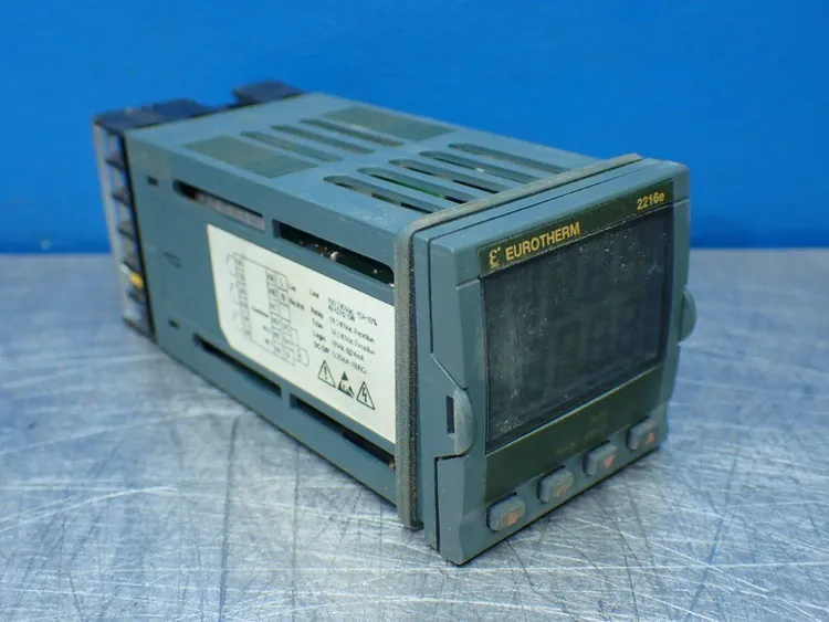 Used EUROTHERM 2216E/AL/VH/R1/R1/RF/2YM/ENG/XXXXX/EU0523 Temperature Controls Ohio US | HGR 24 #802919