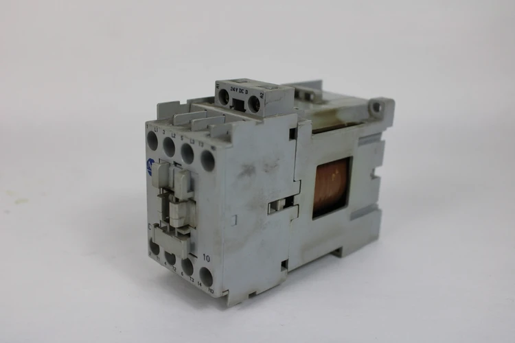 Used ALLEN BRADLEY 100-C16D*10 / 193-EEDB Relays & Switches Kentucky US | Industrial Parts R Us Inc. #356768