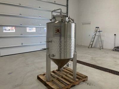 Used PSYCHO BREW JACKETED CONICAL FERMENTER/UNITANK 10BBL Jacketed Tanks Michigan US | Miedema Asset Management Group #1580123
