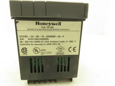 Honeywell UDC2300 Mini-Pro Temperature Controller DC230L-E0-00-10-0A00000-20-0