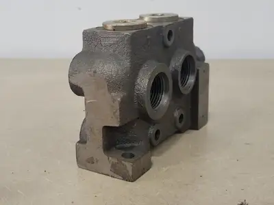 Directional Control Valve 1" T/P Ports 123517301