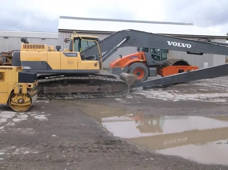 Used 2013 VOLVO EC250D LR Crawler Excavators New York US | Beck Equipment #1509328