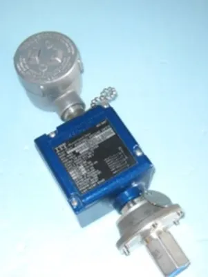 QTY. 1. ITT NEO-DYN ADJ PRESSURE SWITCH MODEL 110P...