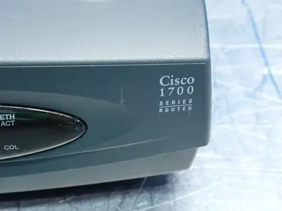 Used CISCO SYSTEMS 1720 Networking Routers Ohio US | HGR 24 #941804