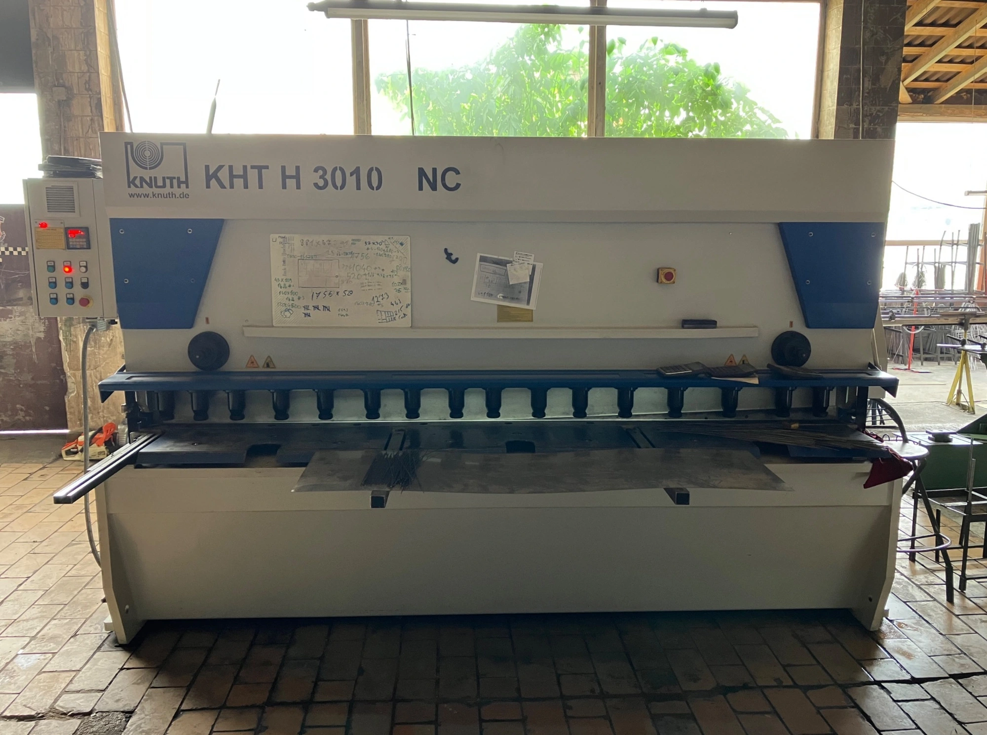 USED KNUTH 3000mm x 10mm Mechanical Shear