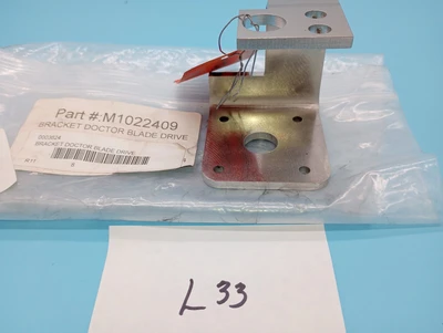 BRACKET DOCTOR BLADE DRIVE M1022409