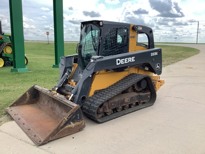 USED 2015 Deere 333E