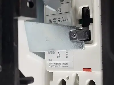 USED EATON CUTLER-HAMMER SVX025A1-5A4N1