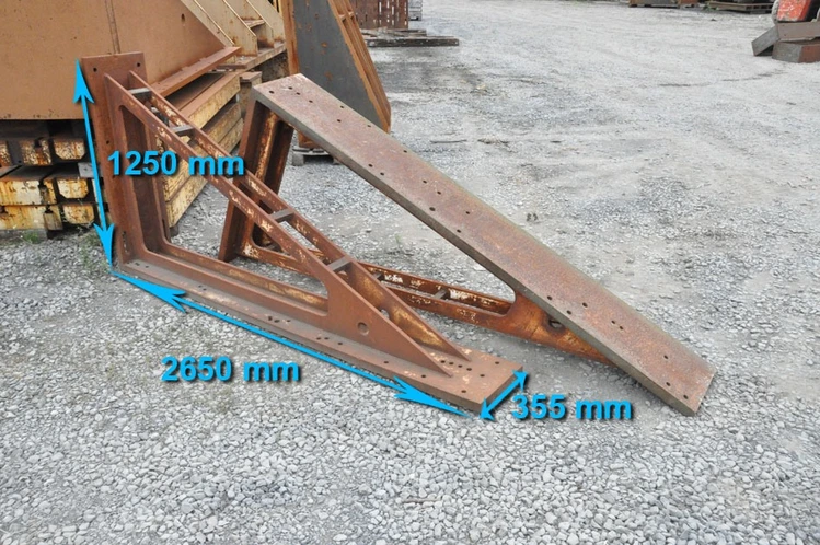 Used CLAMPING BRACKET 2650 X 1250 X 355 MM Angle Plates BE | Apt International N.V #366379