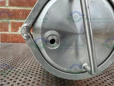 Unbranded 6 Liter Stainless Steel Vessel w/ ITT Vavle 1/2" Sanitary Fitting