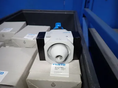 New | in-Stock FESTO HE1/2DMIDI Valves/Fittings | HGR 24 #732530