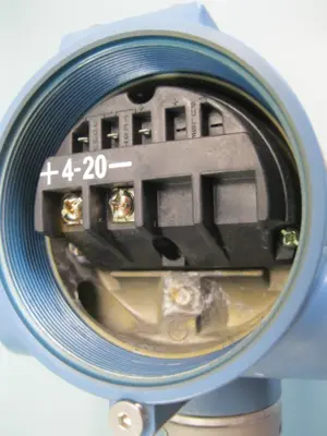 USED Rosemount 8800 DF015 SA6E1D1E5M5