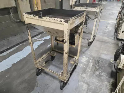 (1) Auger Hopper