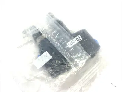 New | in-Stock Festo Miniature Pressure Regulating Valve, Push-in Tube, 153495 Air Pressure Regulators Michigan US | Maverick Industrial Sales #1418958