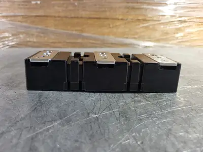 NEW ALLEN-BRADLEY 1494F-FS200