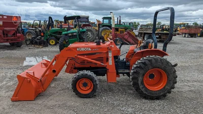 USED 1992 KUBOTA L2350DT