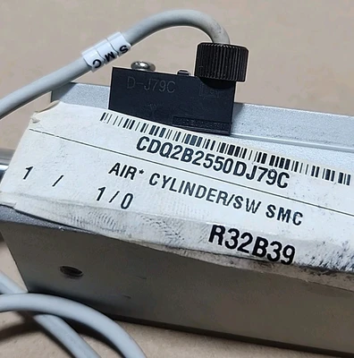 NEW SMC CDQ2B25-50D-J79C