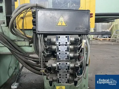 USED ARBURG 39 Ton Arburg Injection Molder, Model 220-90-350