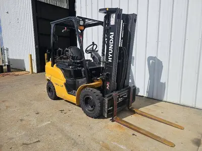 Used 2021 HYUNDAI 25L-9A Internal Combustion Forklifts: Pneumatic Tire Illinois US | Somerset Equipment Sales #1546173