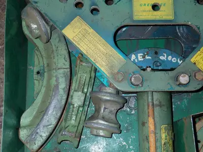 USED GREENLEE 880