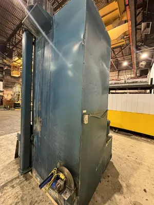 USED PMW 812