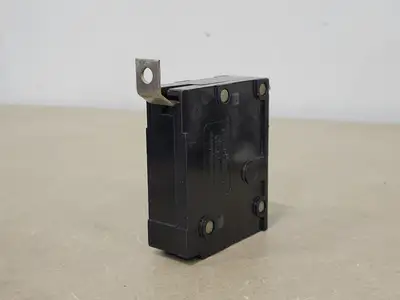 USED CUTLER-HAMMER BA120