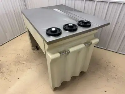 Used Galley Used Galley 50"X 28" Drink Station with Cup Dispensers and Drain on Casters Underbar Equipment Illinois US | Falcon Restaurant Supply #1375078