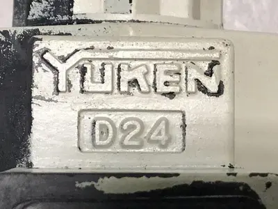 USED YUKEN DSG-01-2B2-D24-N1-50326