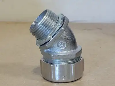 NEW THOMAS & BETTS 5244