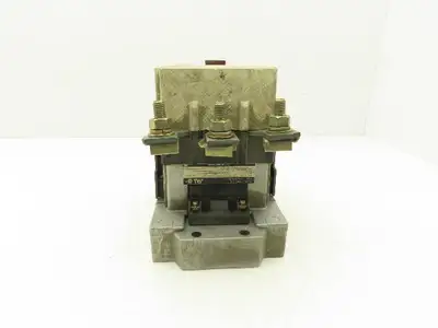 Fuji Electric 1NC5FO Motor Starter Contactor Size 5 200Hp 575V 3Ph Coil 240V