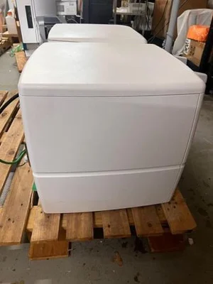 USED BECTON DICKINSON (BD) FACSMELODY