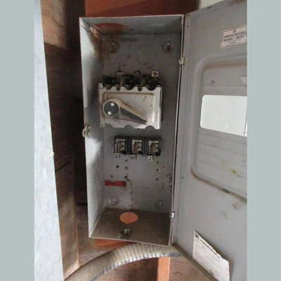 Federal Pioneer 100 Amp Fusible Disconnect