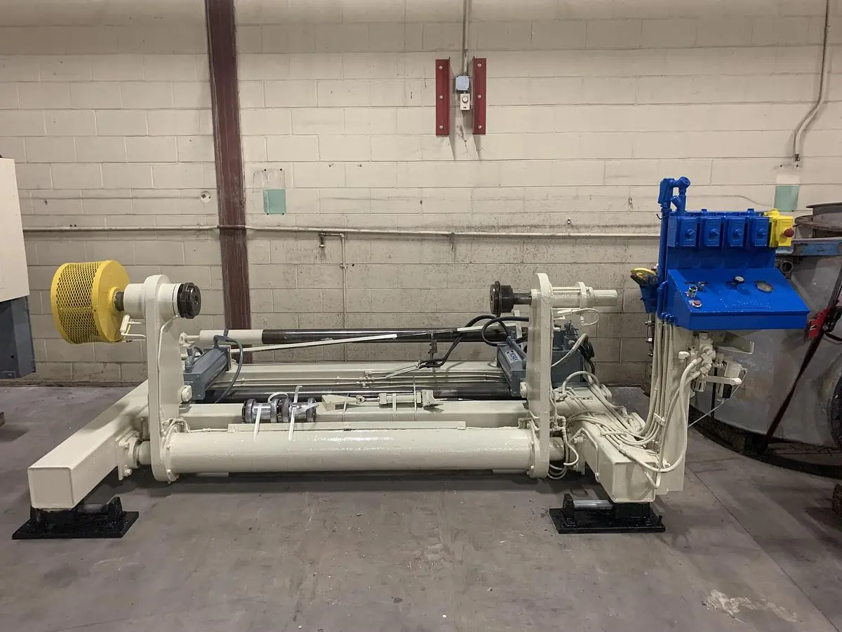 USED LEMBO SHAFTLESS FLOOR PICK UP UNWIND STAND