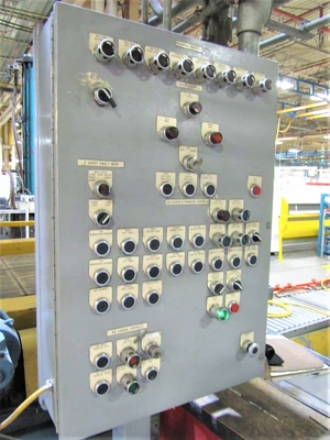 USED 1990 VERSON VERSON S4-200-96-84T PRESS