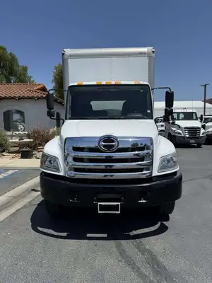 Used 2019 HINO 268 Box trucks California US | Commerce Truck Equipment Sales #1548691