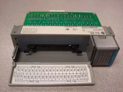 Allen Bradley 1746-IV32/C SLC 500 Input Module Used